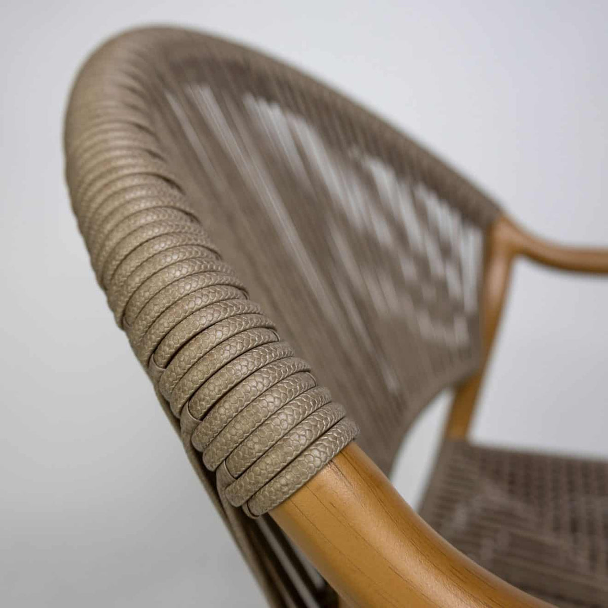 Farina Terrasstoel – Taupe/Naturel