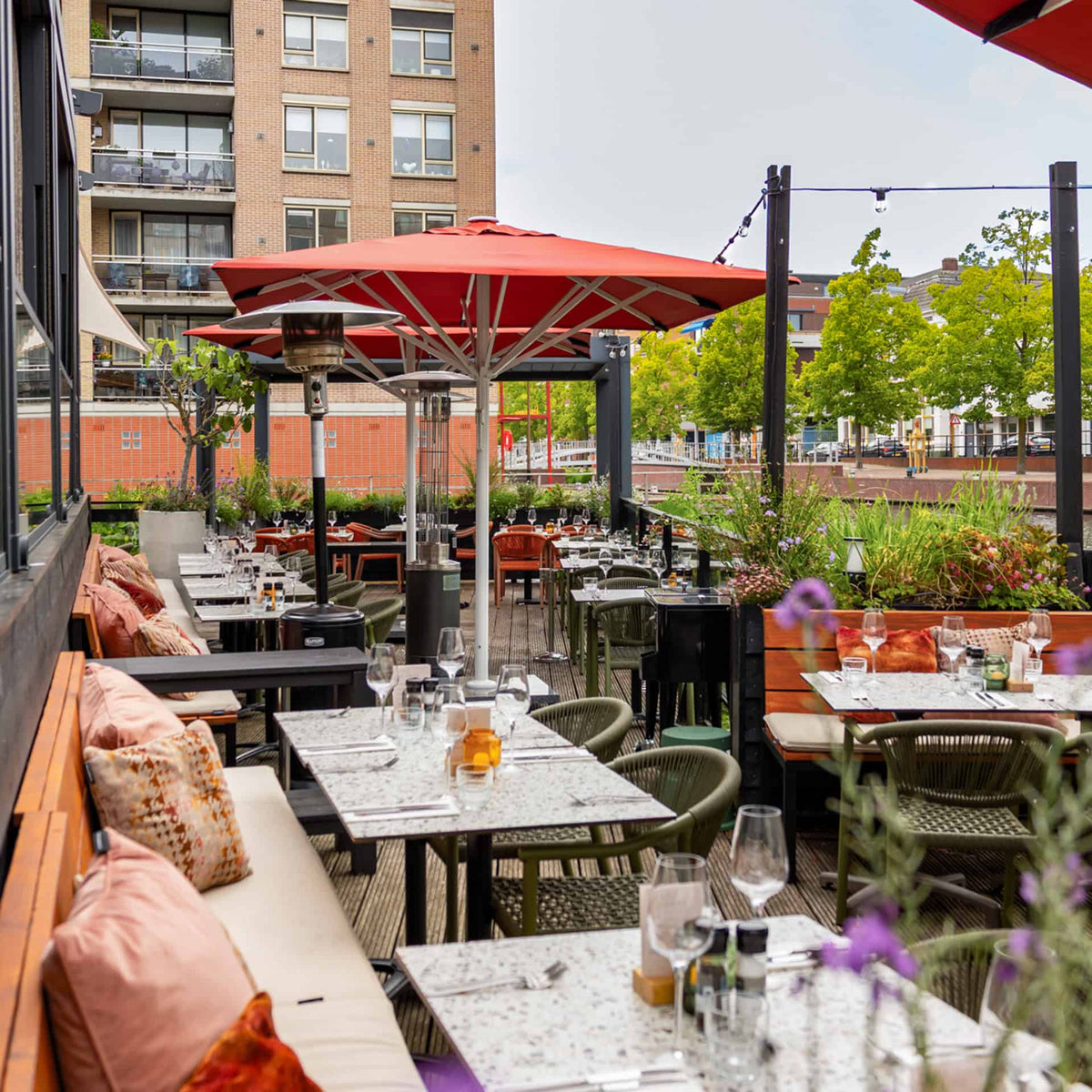 Liva Parasol – 300x300cm – Terra/Wit
